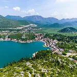 Ema Apartman *